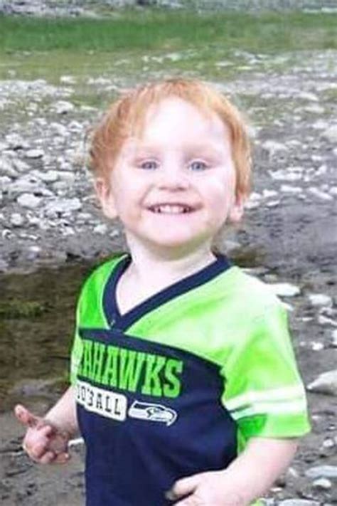 Ryker Webb: Missing Montana boy, 3, found sleeping in。